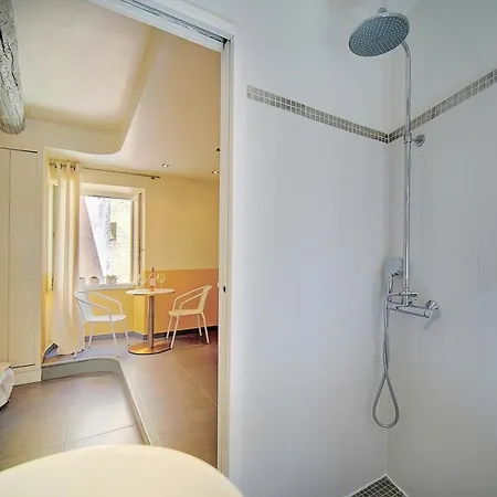 Joli Vieux Port-bas Suquet A0b065 Апартаменты Канны